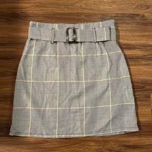 Forever 21 Plaid Belted fitted Mid at higher Skirt size Medium